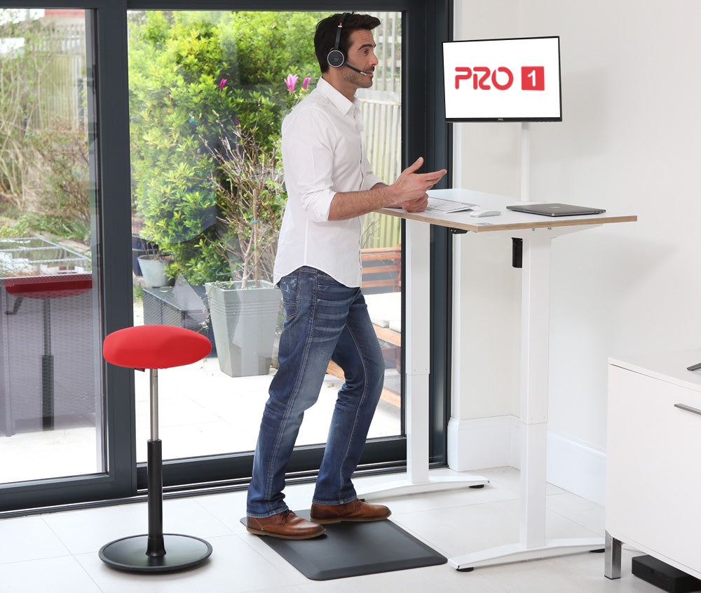 Yo-Yo Desk Pro 1