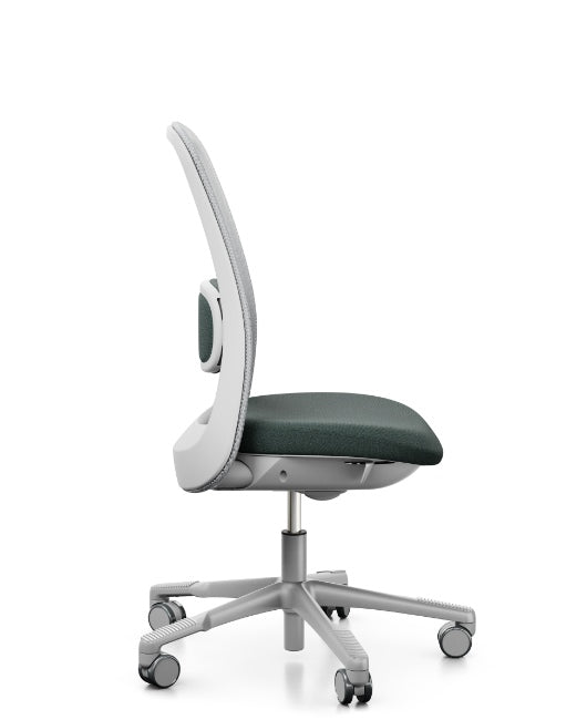 HÅG Sofi 7500 Chair in grey, side view