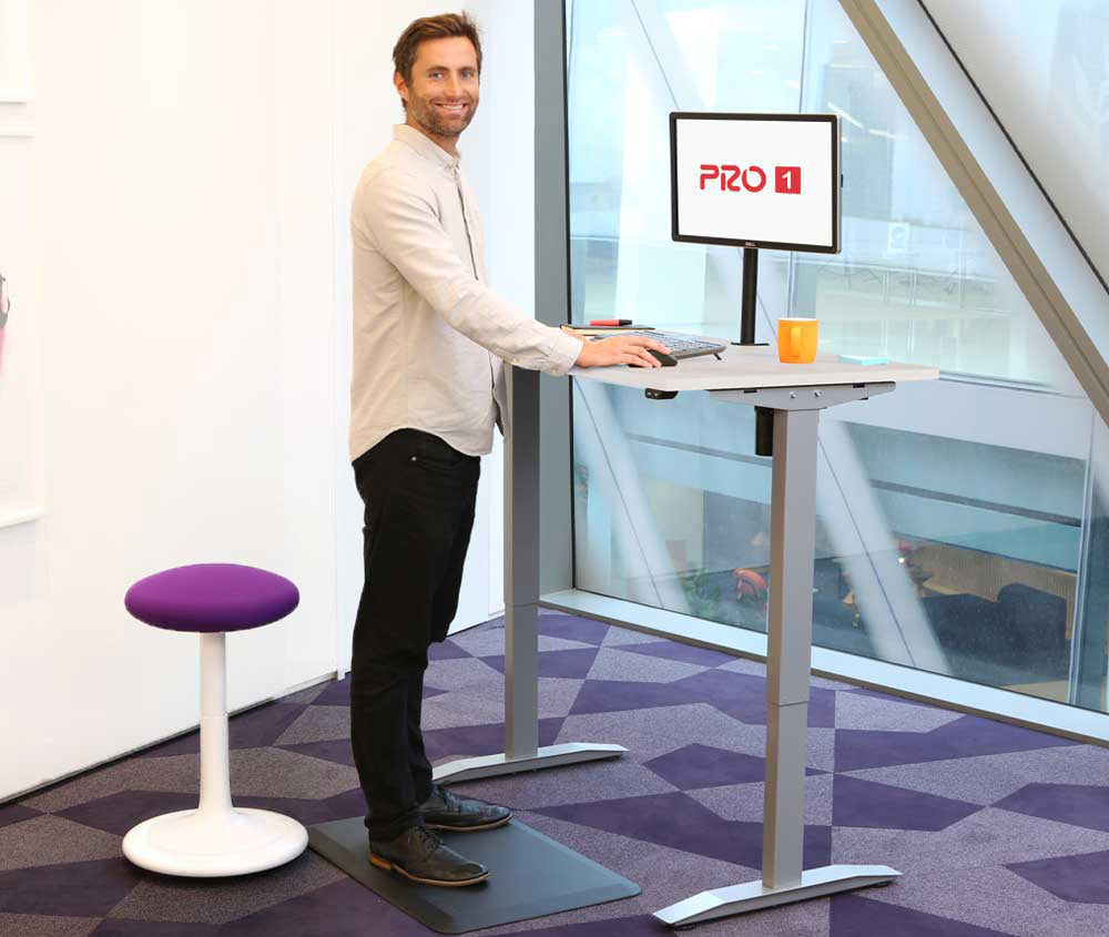 Yo-Yo Desk Pro 1